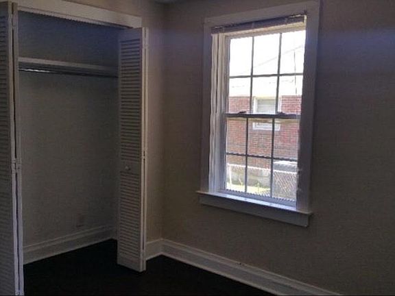 4th image of 206 Epps St