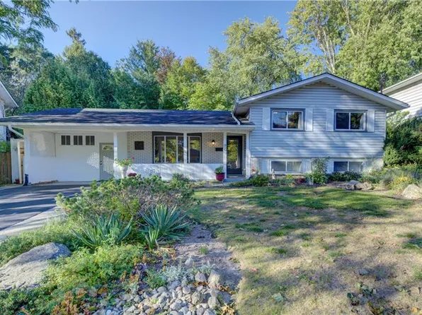 95 Uplands Dr, Kitchener, ON N2M 4X3