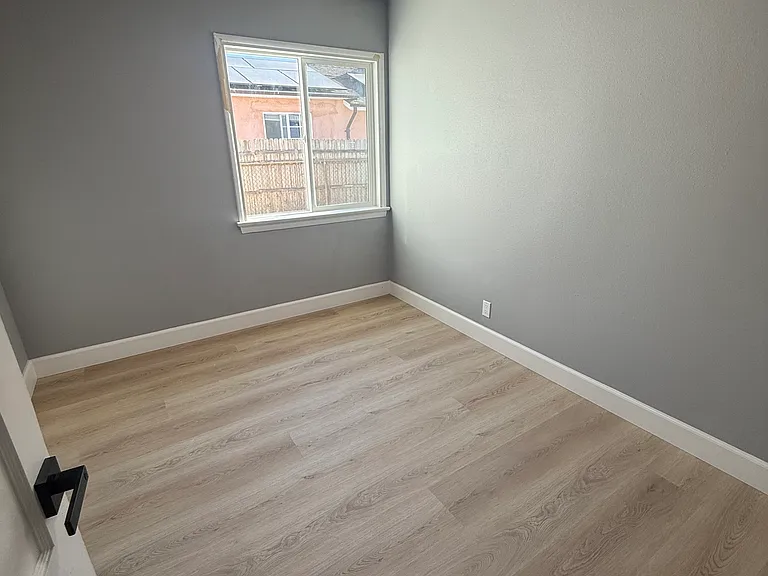 13917 Chadron Ave — Photo 6