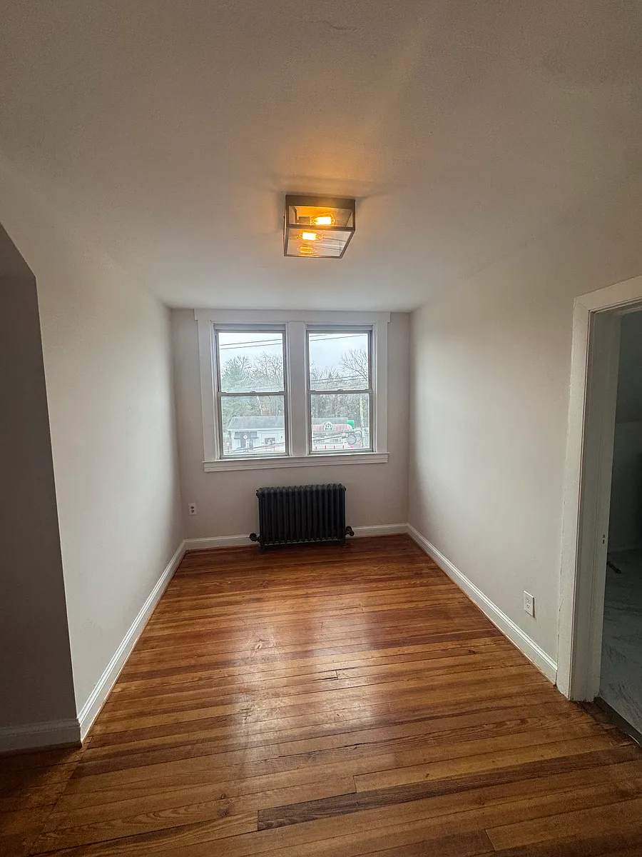Building Photo - 9090 Frederick Rd #4