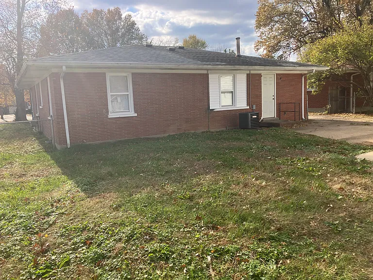 3235 New Lynnview Dr — Photo 7