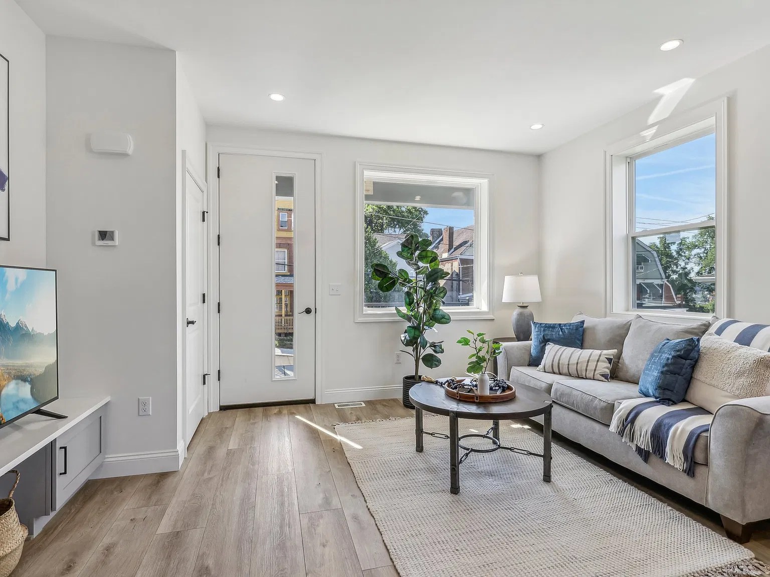 1 bed, 660 sqft, $1,500 — Photo 4