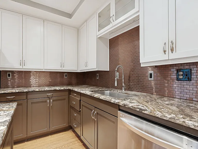 236 Castano Ave — Photo 11