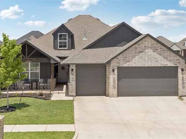 10413 SW 51st St, Mustang, OK 73064