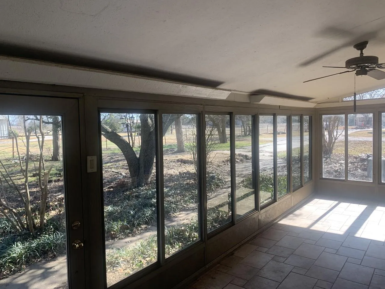3 bed, 1474 sqft, $2,400 — Photo 1