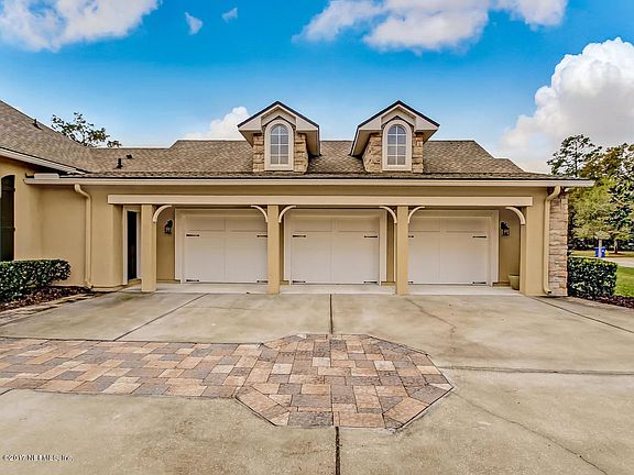 Three Car Garage