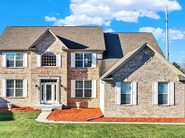 6530 Briarwood Pl, Zionsville, IN 46077