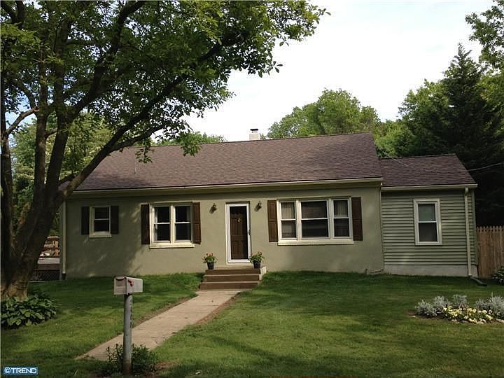1st image of 2408 Overlook Dr