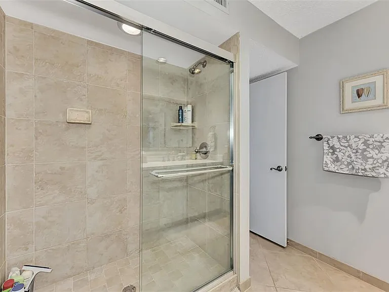 3141 Heatherwood Ln — Photo 37