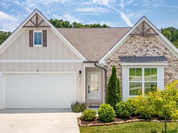 306 Stonegate Way, Soddy Daisy, TN 37379