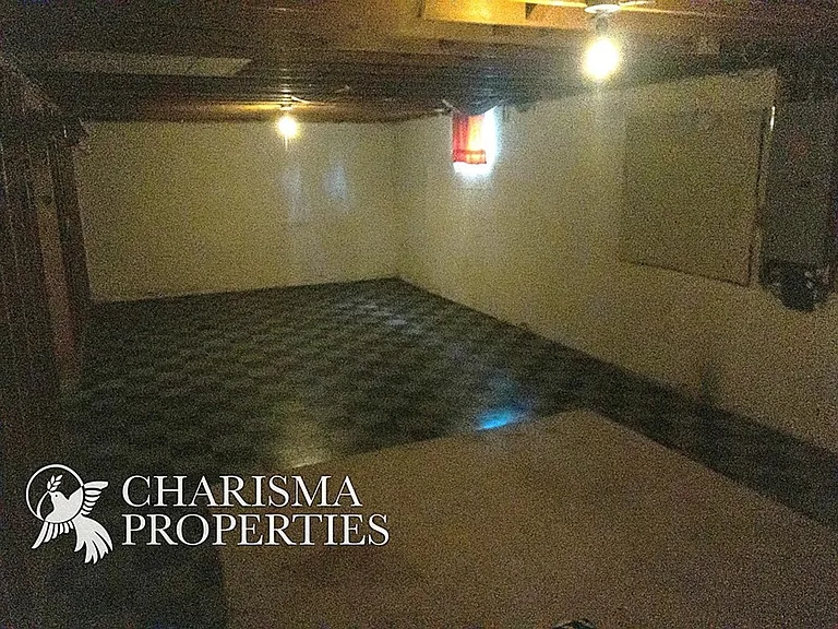 3004 S West Ave — Photo 25