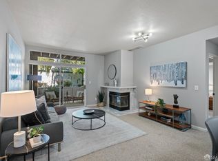 1722 Parkview Green Cir, San Jose, CA 95131