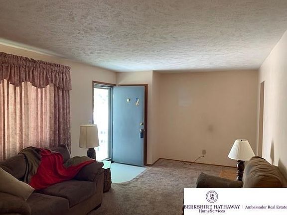 5th image of 3435 S 127th St