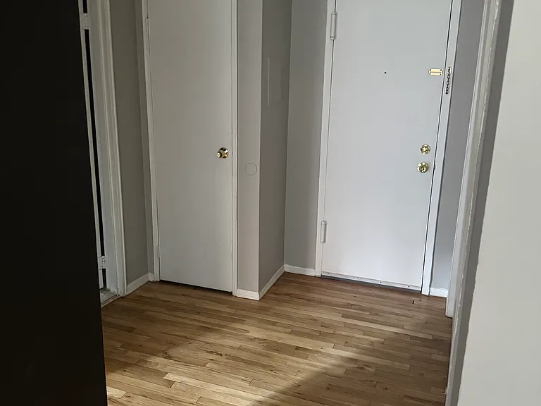 318 W Jersey St #6 — Photo 10
