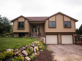 S4476 Cedarberry Ln, Baraboo, WI 53913