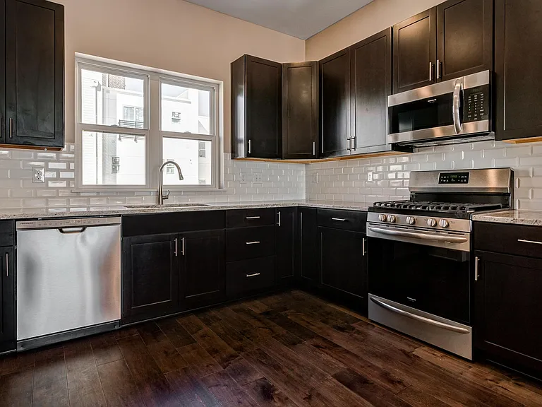 4460 Tuller Ridge Dr — Photo 2
