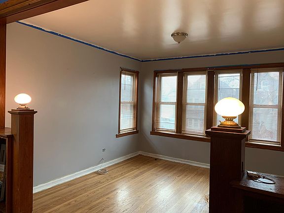 4th image of 4525 S California Ave #1