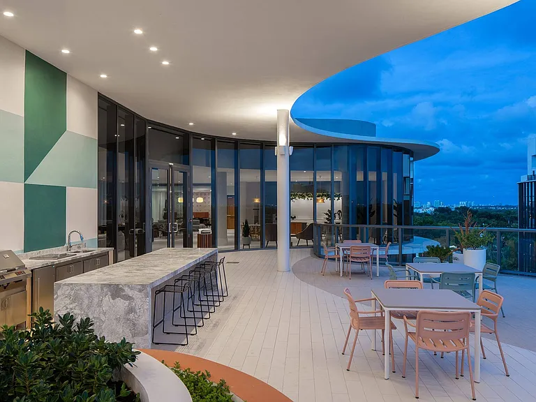 Rooftop Pool Deck