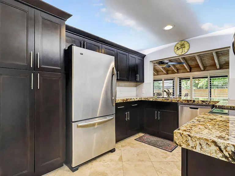 804 Foxpointe Cir — Photo 26