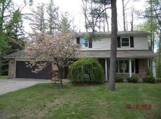 3129 Foss Dr, Saginaw, MI 48603