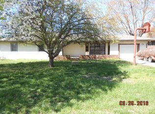 1205 Dereham Dr, Mount Vernon, IN 47620
