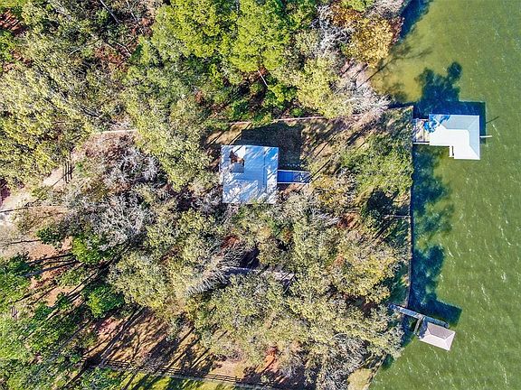 3rd image of 1951 Lakeview Estates Dr