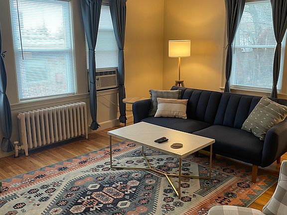 2nd image of 47 Nathan Rd APT 1
