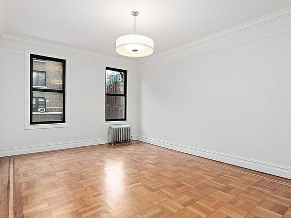 4th image of 70 Haven Ave APT 3A
