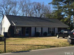 607 N Sumner St, Selma, NC 27576