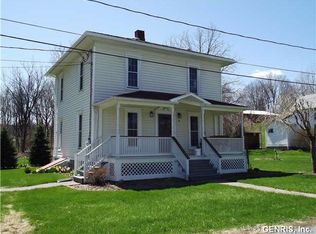 7 Ontario St, Naples, NY 14512