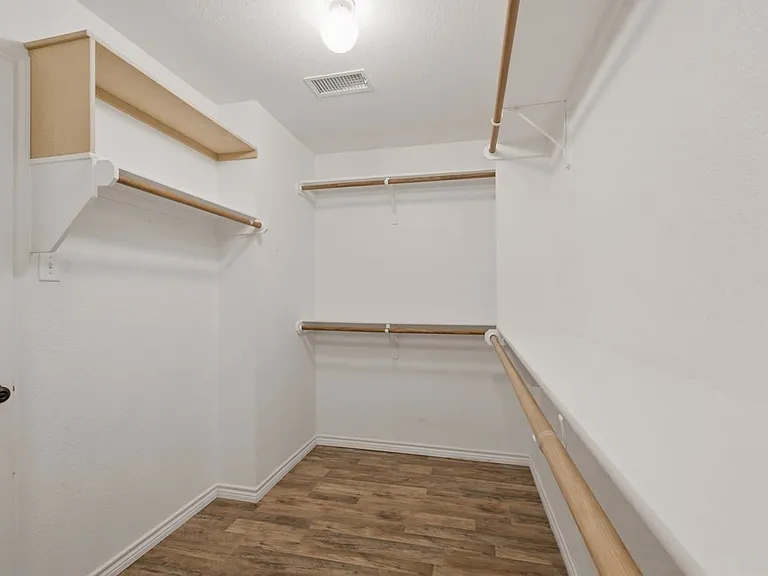 1118 Cedar Creek Rd — Photo 21