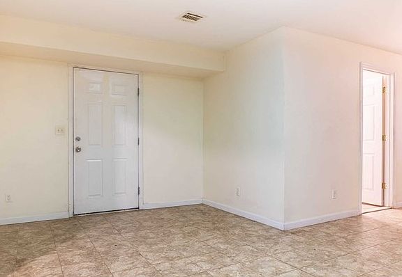 5th image of 216 Bergen St #A