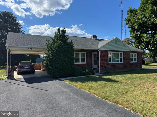 239 Orchard Cir, Greencastle, PA 17225