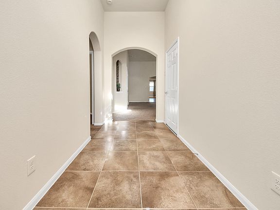 4th image of 2015 Palmonari Dr