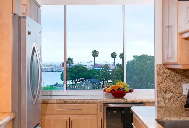 1820 Avenida Del Mundo #204 — Photo 11