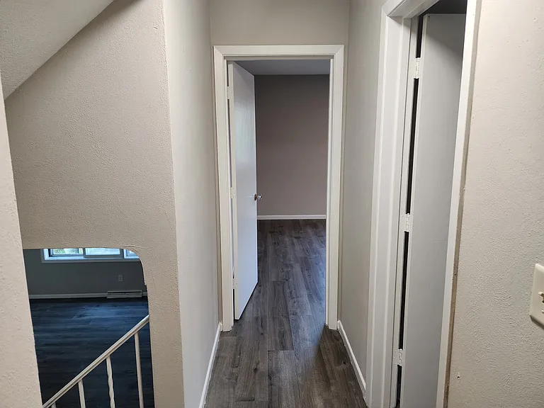 405 2nd Ave S — Photo 54