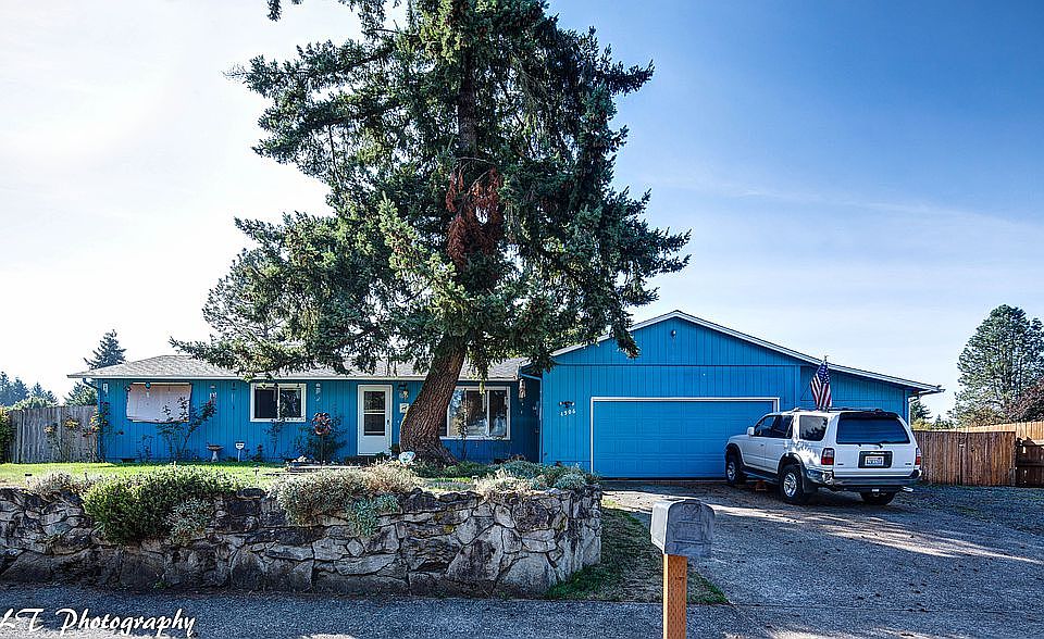 1st image of 4506 NE Wildrose Dr
