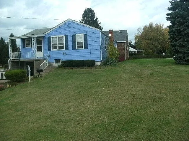 1711 Kansas Ave — Photo 2
