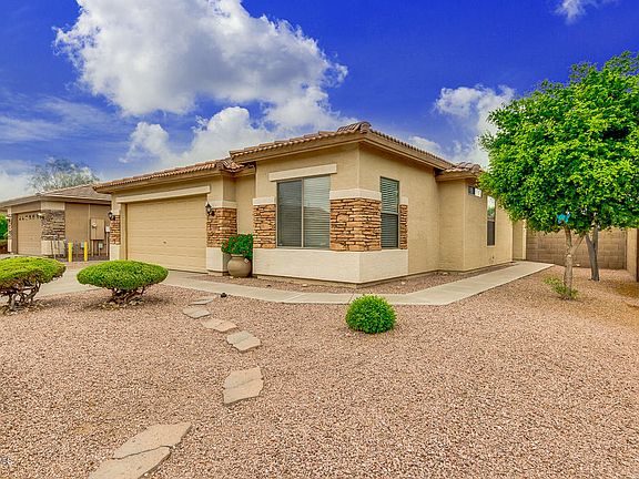 2nd image of 2088 W Allens Peak Dr