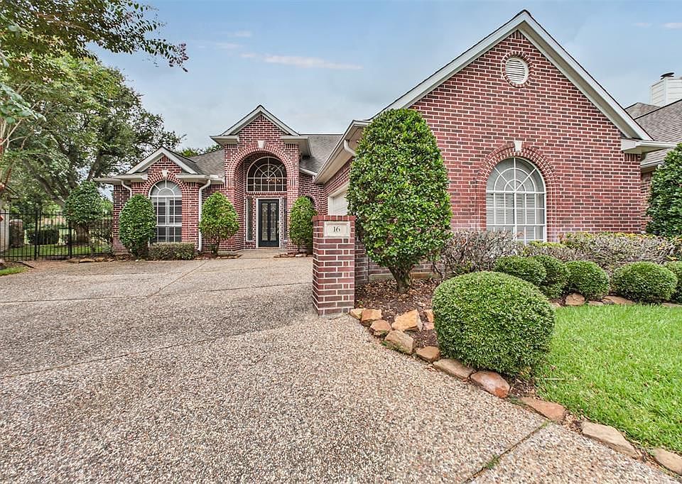 1st image of 16 Kelliwood Courts Cir