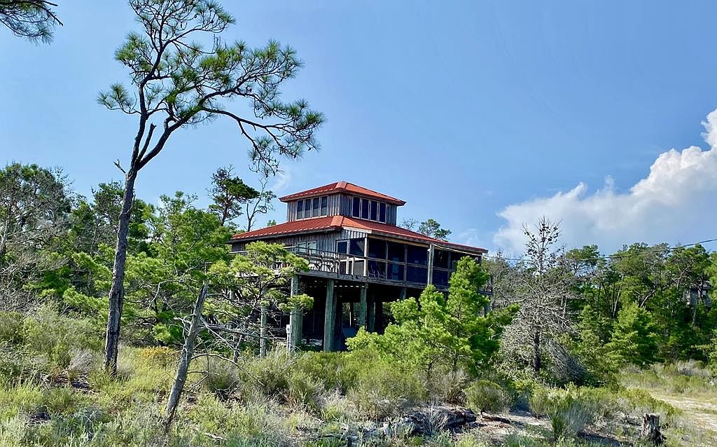 782 Valley Rd, Carrabelle, FL 32322 | Zillow