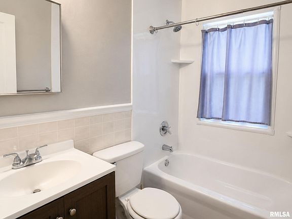 5th image of 4924 N Ogden Ave