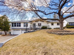 5532 Chantrey Rd, Edina, MN 55436