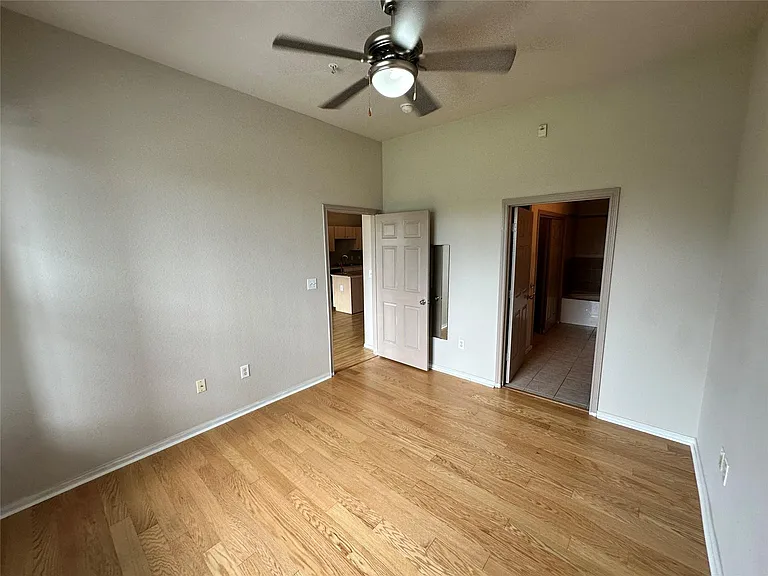 1441 East St #315 — Photo 11