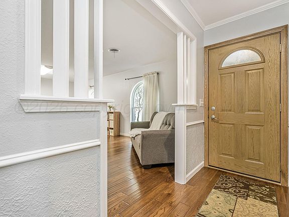 3rd image of 6313 Jameson Rd