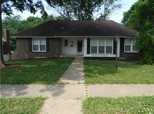 6920 NW Dawn Ln, Kansas City, MO 64151