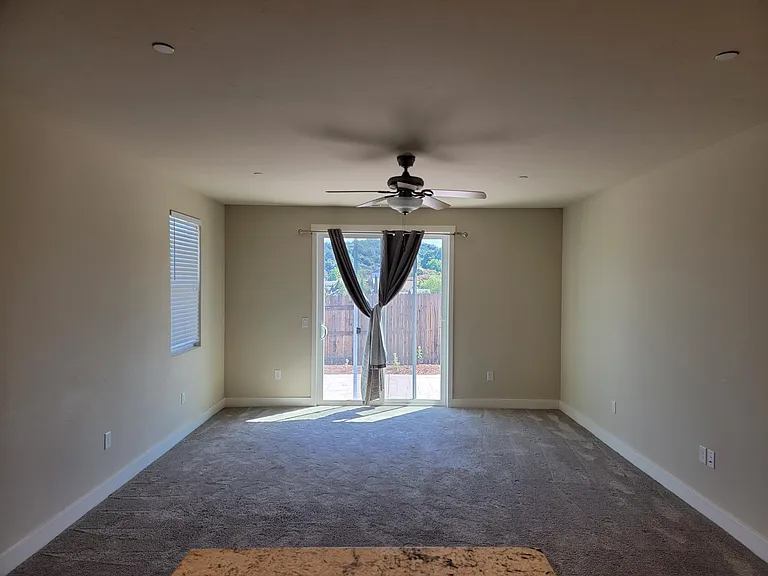 2876 Winesap Cir — Photo 7