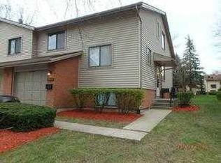 18506 Meadow Ln, Hazel Crest, IL 60429