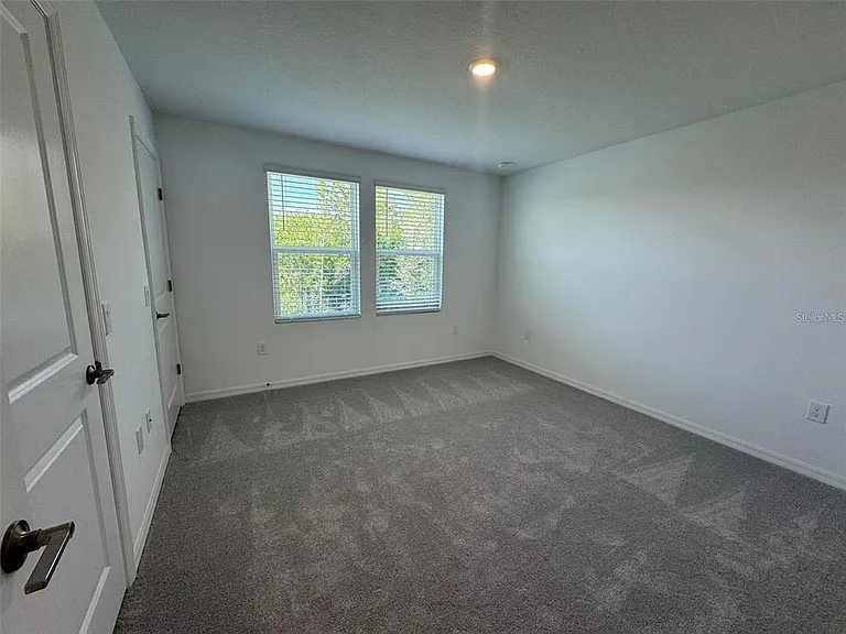 3133 Skyline Loop — Photo 7