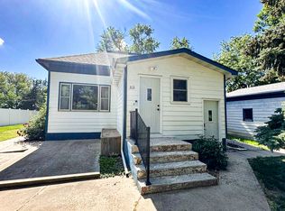 313 Sheridan Ave SE, Wagner, SD 57380
